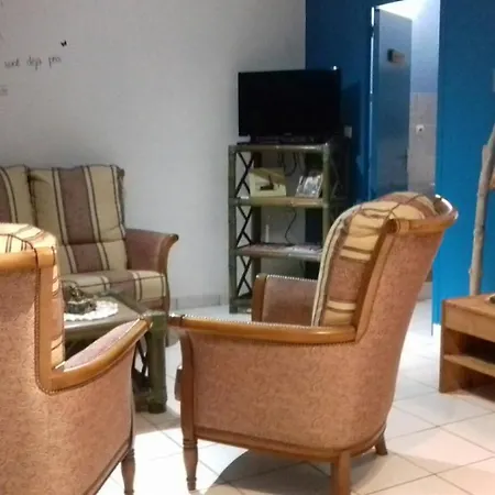 Bed and Breakfast Gites-chambres D'hotes Calypso Marquise