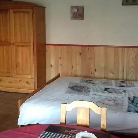 Gites-chambres D'hotes Calypso Bed and Breakfast