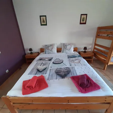 Bed and Breakfast Gites-chambres D'hotes Calypso Marquise