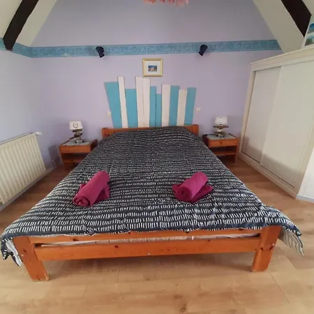 Gites-chambres D'hotes Calypso Bed and Breakfast Marquise