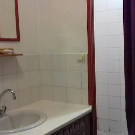 Gites-chambres D'hotes Calypso Bed & Breakfast